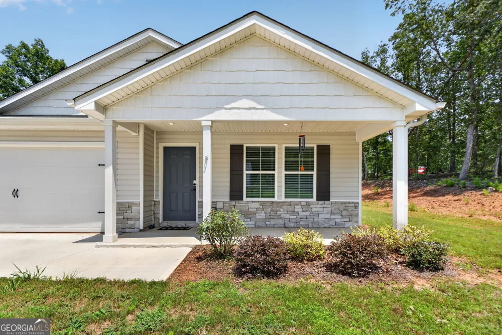 121 Red Oak DR Barnesville, GA 30204