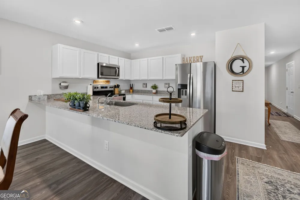 121 Red Oak DR Barnesville, GA 30204