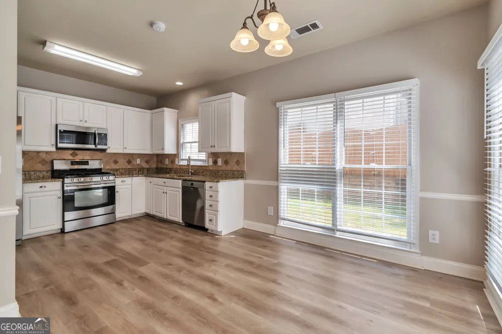 1444 Oglethorpe DR Suwanee, GA 30024