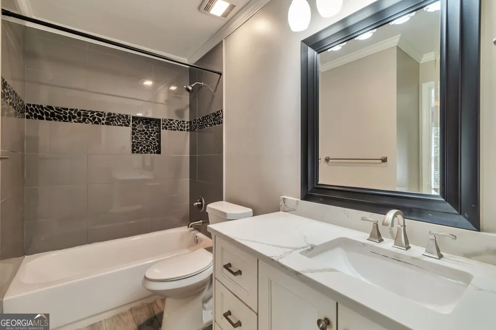 1444 Oglethorpe DR Suwanee, GA 30024