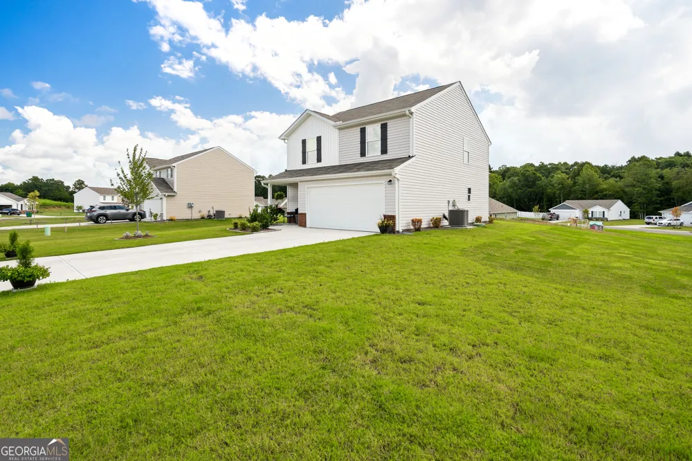 11 Barron CT Chatsworth, GA 30705