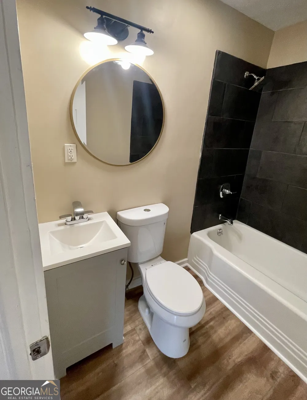 611 W Moore ST Dublin, GA 31021