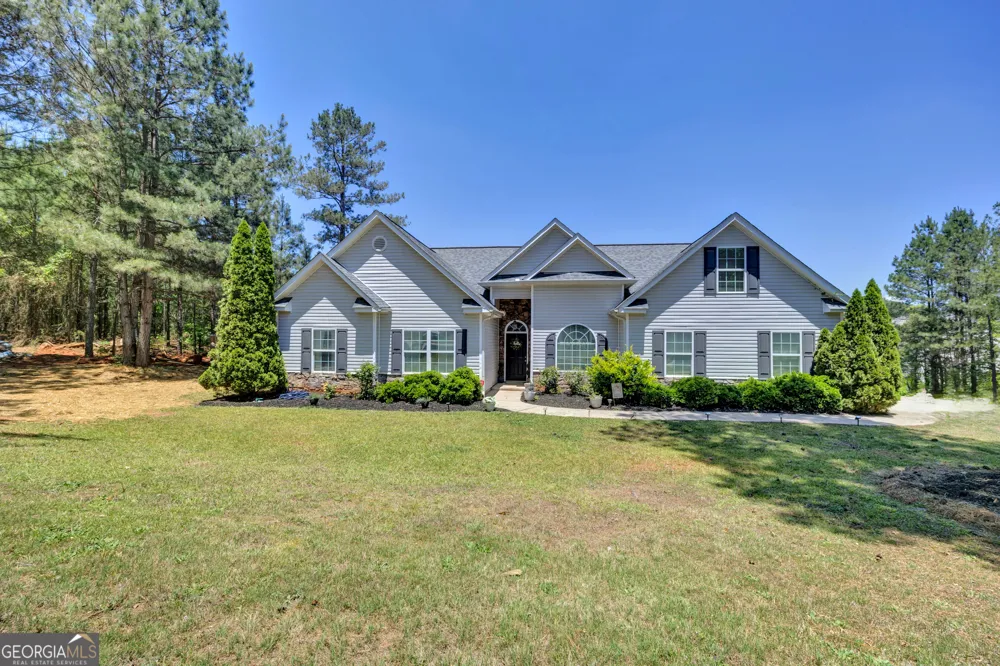 10 PINE SHADOW CIR Covington, GA 30016