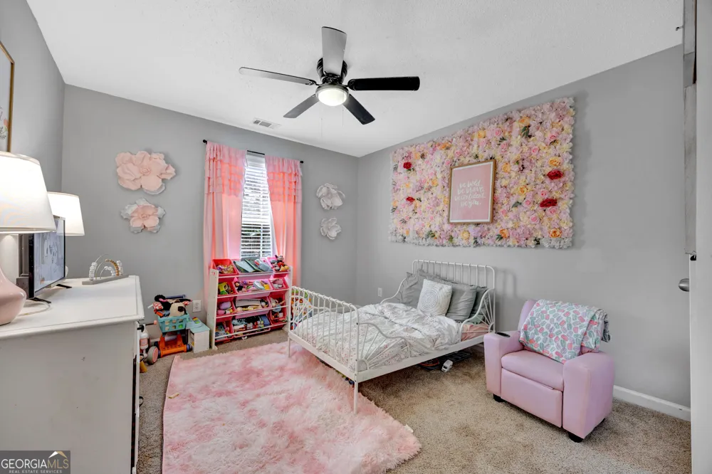 10 PINE SHADOW CIR Covington, GA 30016