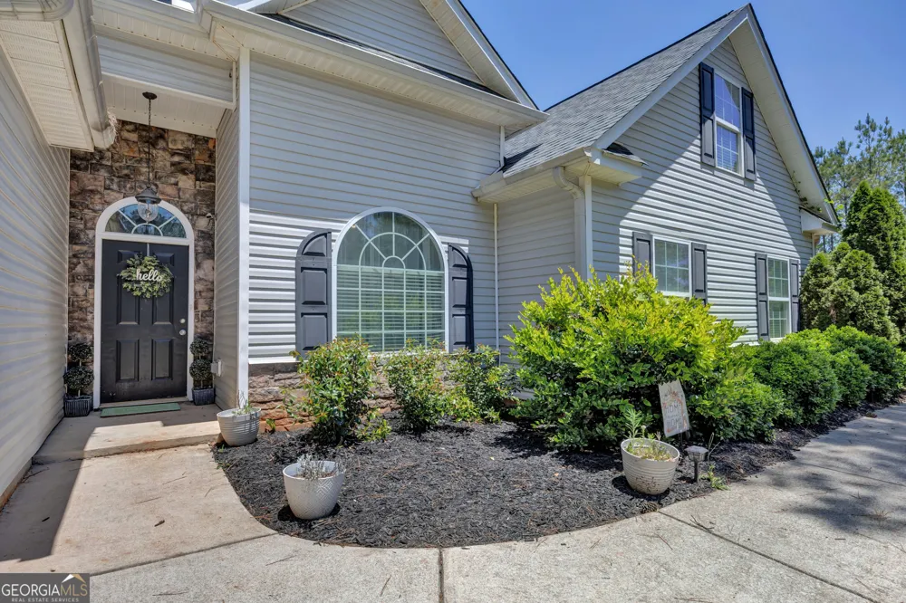 10 PINE SHADOW CIR Covington, GA 30016