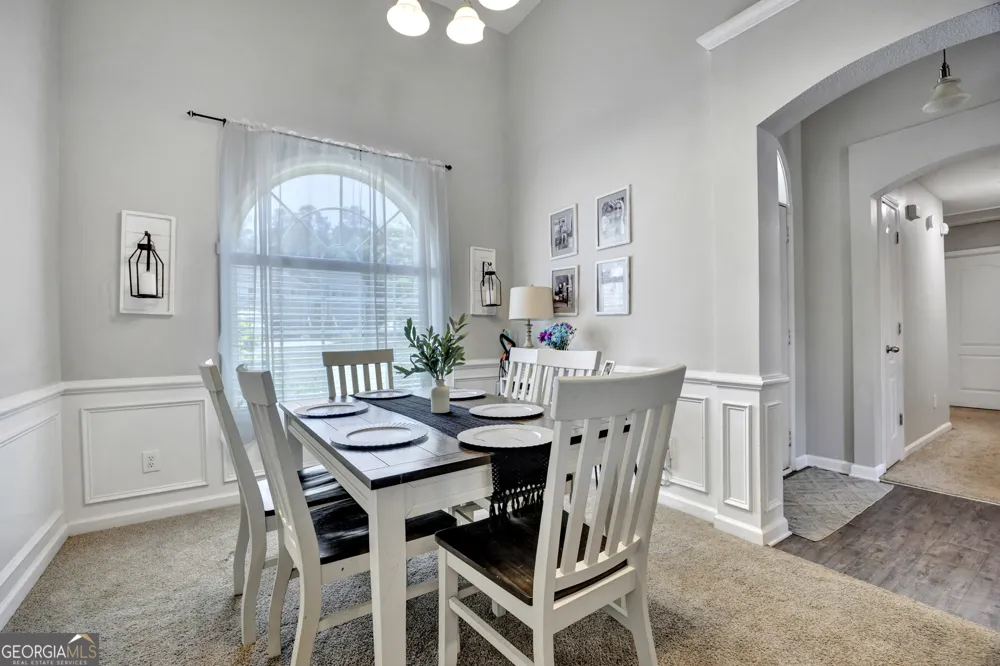 10 PINE SHADOW CIR Covington, GA 30016