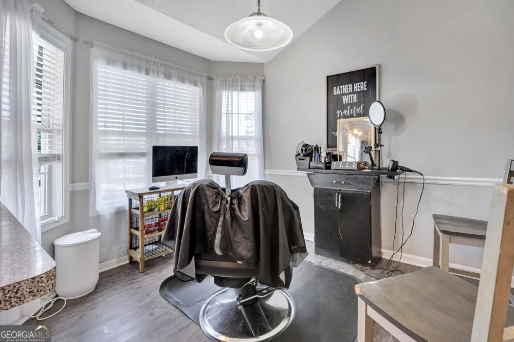 10 PINE SHADOW CIR Covington, GA 30016