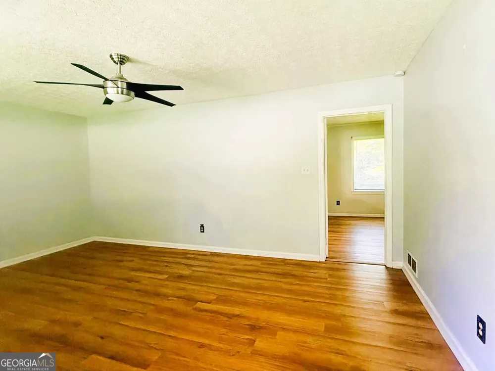 3879 Sharon DR Powder Springs, GA 30127