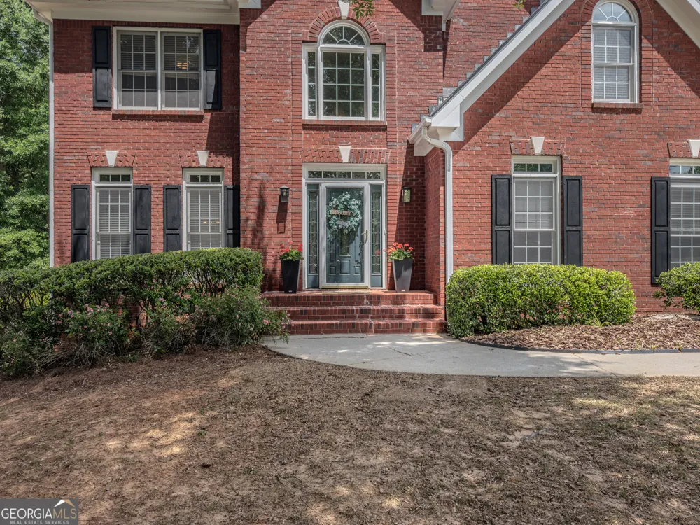 1116 Maple Creek RDG Loganville, GA 30052