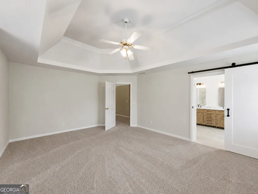 1116 Maple Creek RDG Loganville, GA 30052