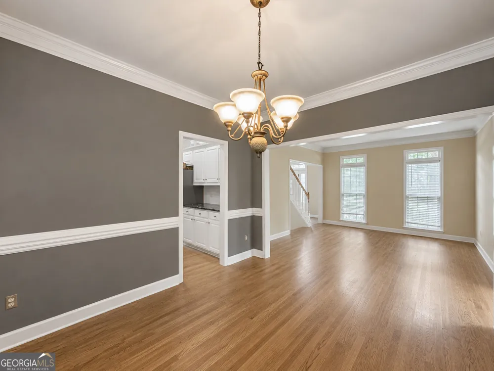1116 Maple Creek RDG Loganville, GA 30052