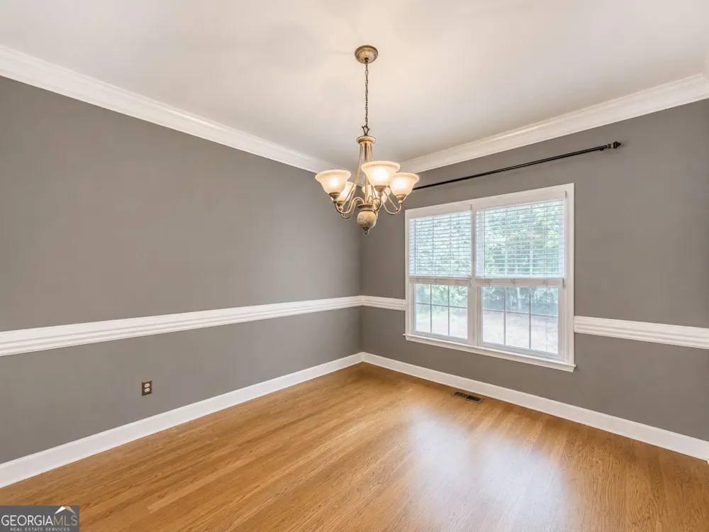 1116 Maple Creek RDG Loganville, GA 30052