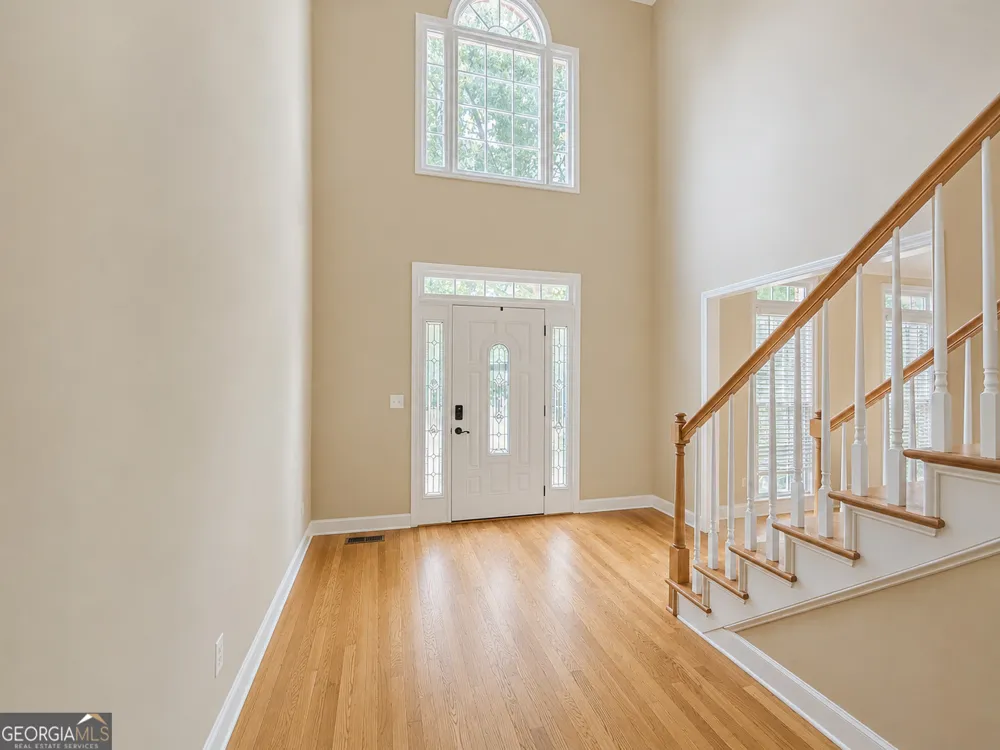 1116 Maple Creek RDG Loganville, GA 30052