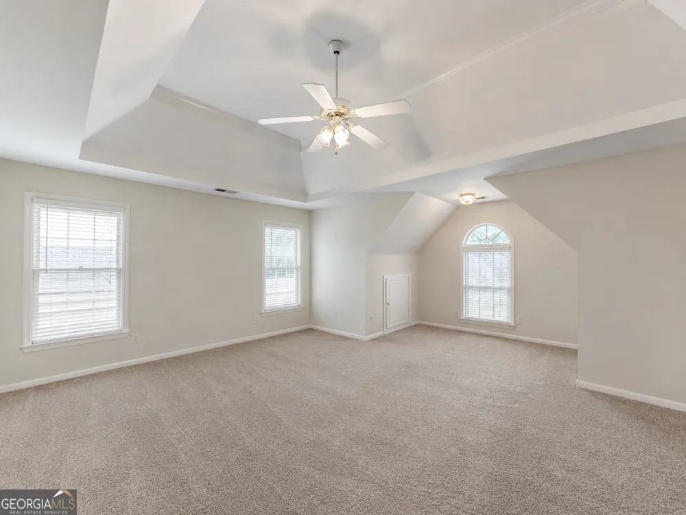1116 Maple Creek RDG Loganville, GA 30052