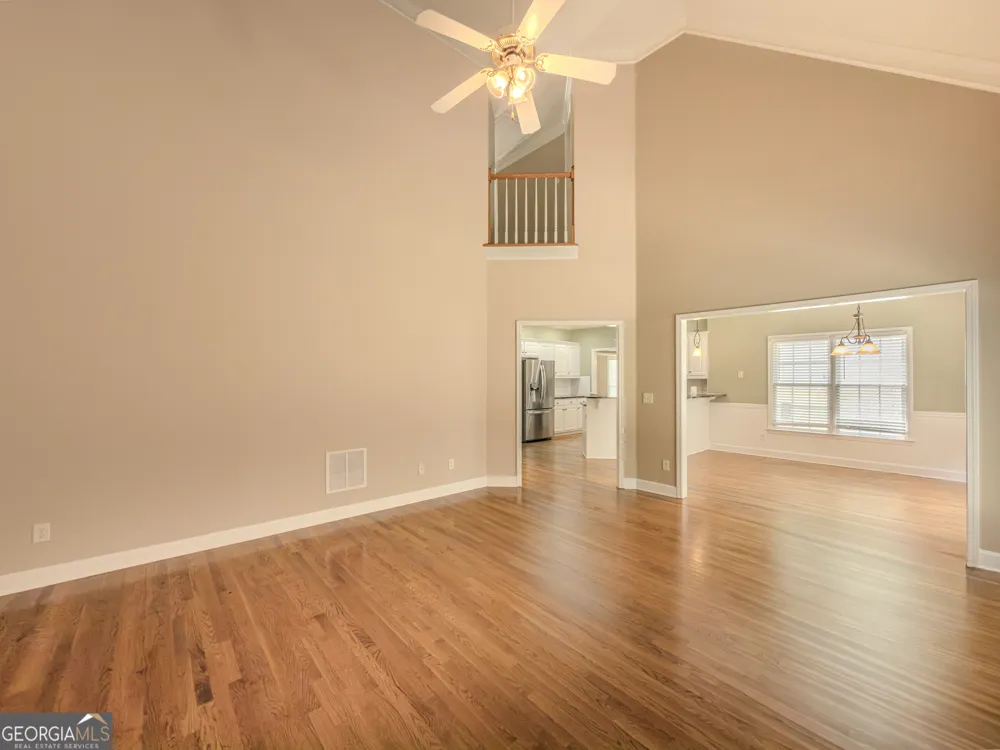 1116 Maple Creek RDG Loganville, GA 30052