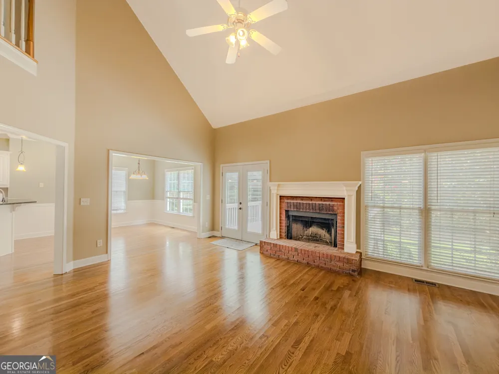 1116 Maple Creek RDG Loganville, GA 30052