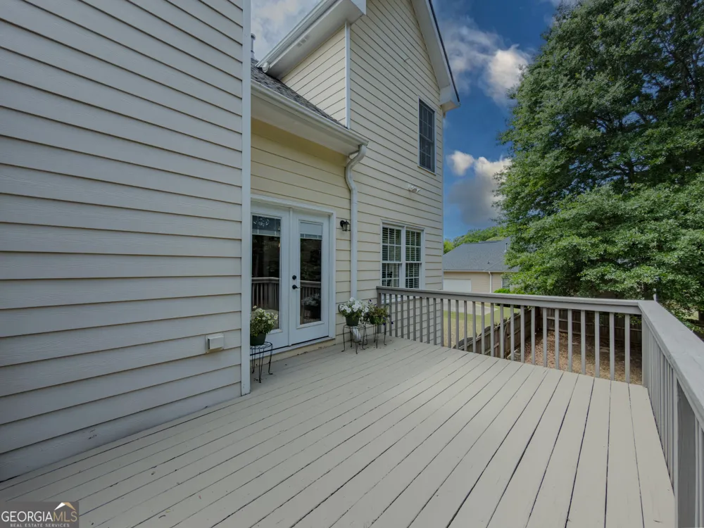 1116 Maple Creek RDG Loganville, GA 30052