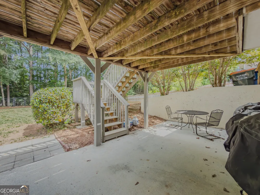 1116 Maple Creek RDG Loganville, GA 30052