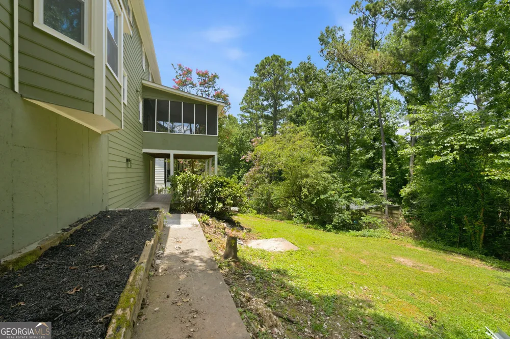 3391 Quail Hollow TRL Snellville, GA 30039