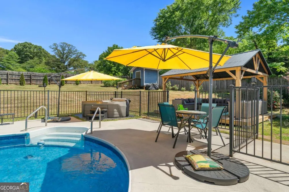 2292 Twiggs CV NW Kennesaw, GA 30152