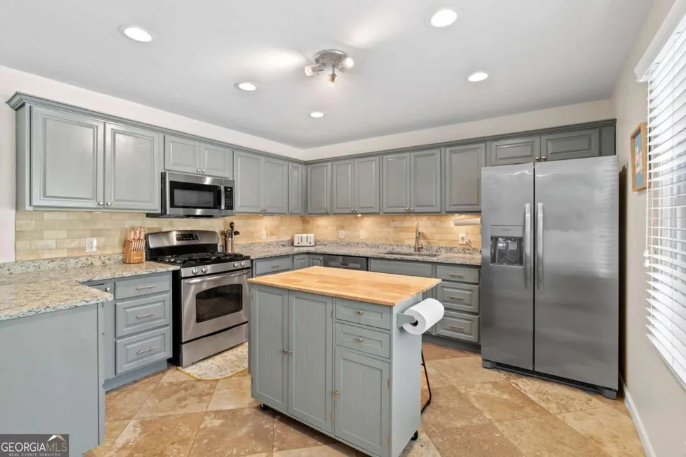 2292 Twiggs CV NW Kennesaw, GA 30152