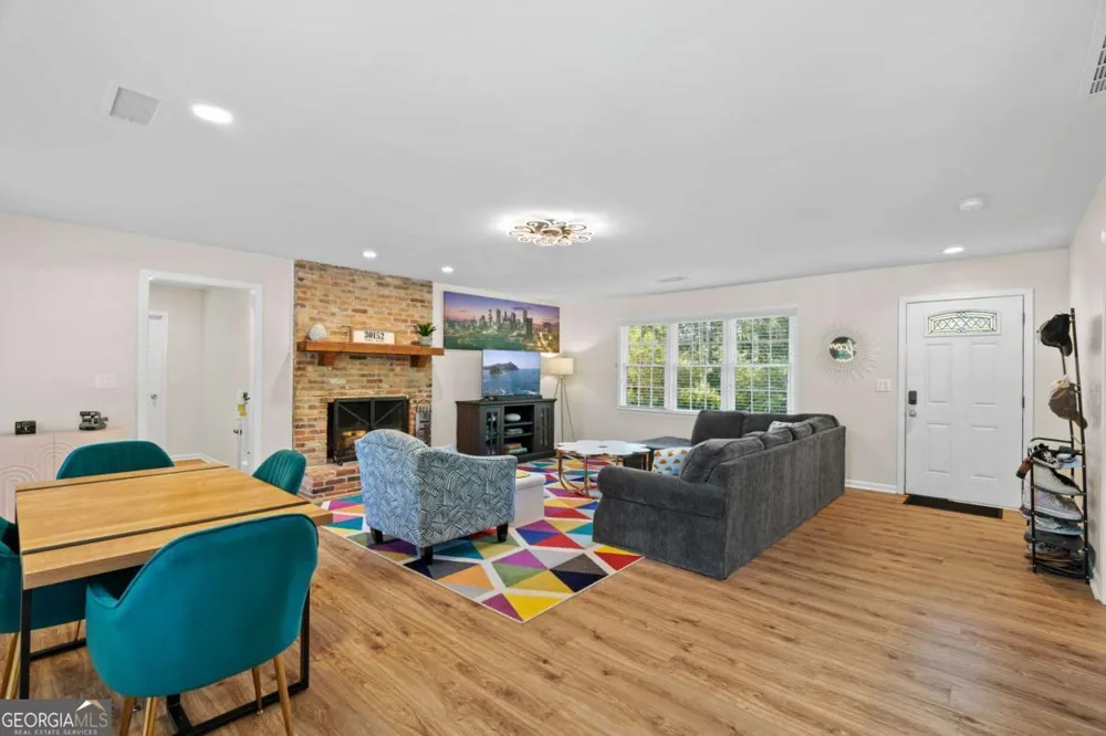 2292 Twiggs CV NW Kennesaw, GA 30152