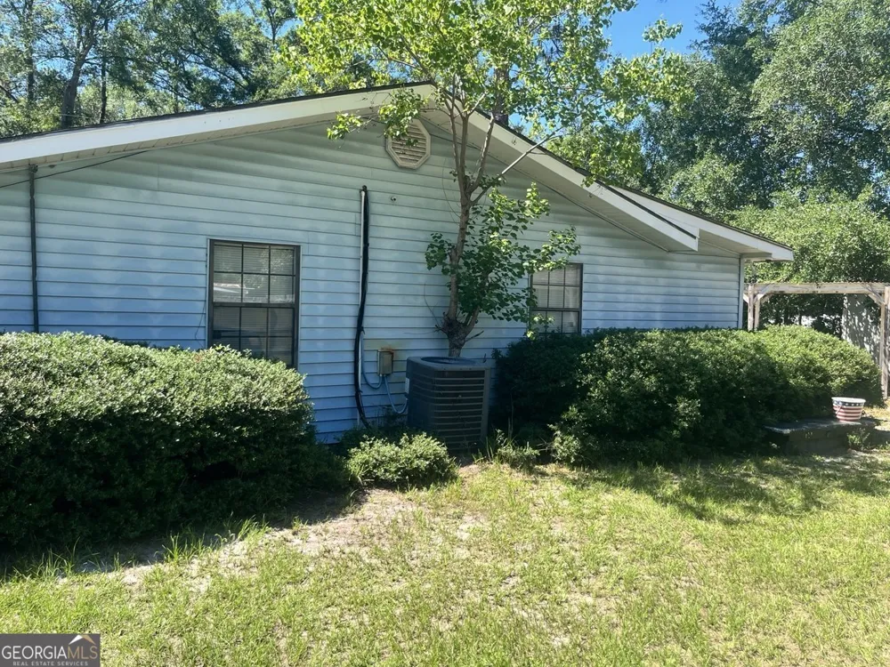 5670 W Main ST Patterson, GA 31557