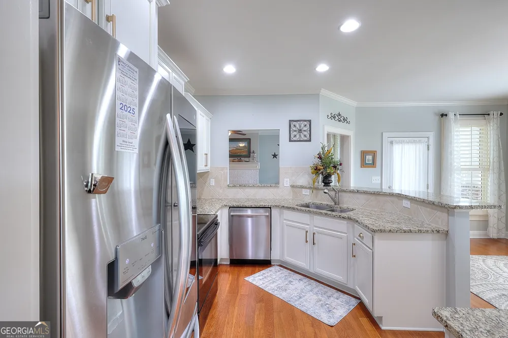 125 Hawthorn WAY Hoschton, GA 30548