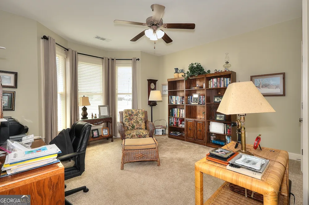 125 Hawthorn WAY Hoschton, GA 30548