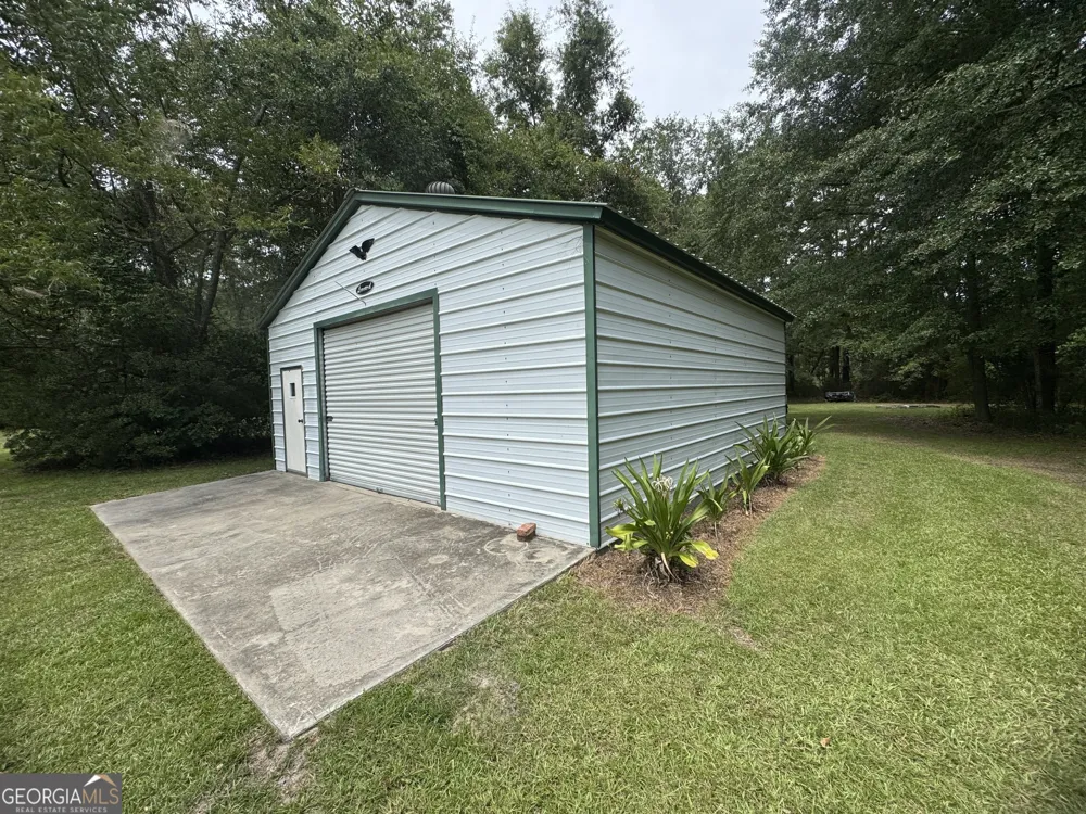 7201 Bowen RD Twin City, GA 30471