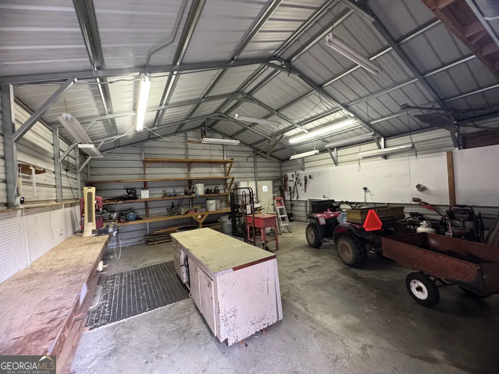 7201 Bowen RD Twin City, GA 30471
