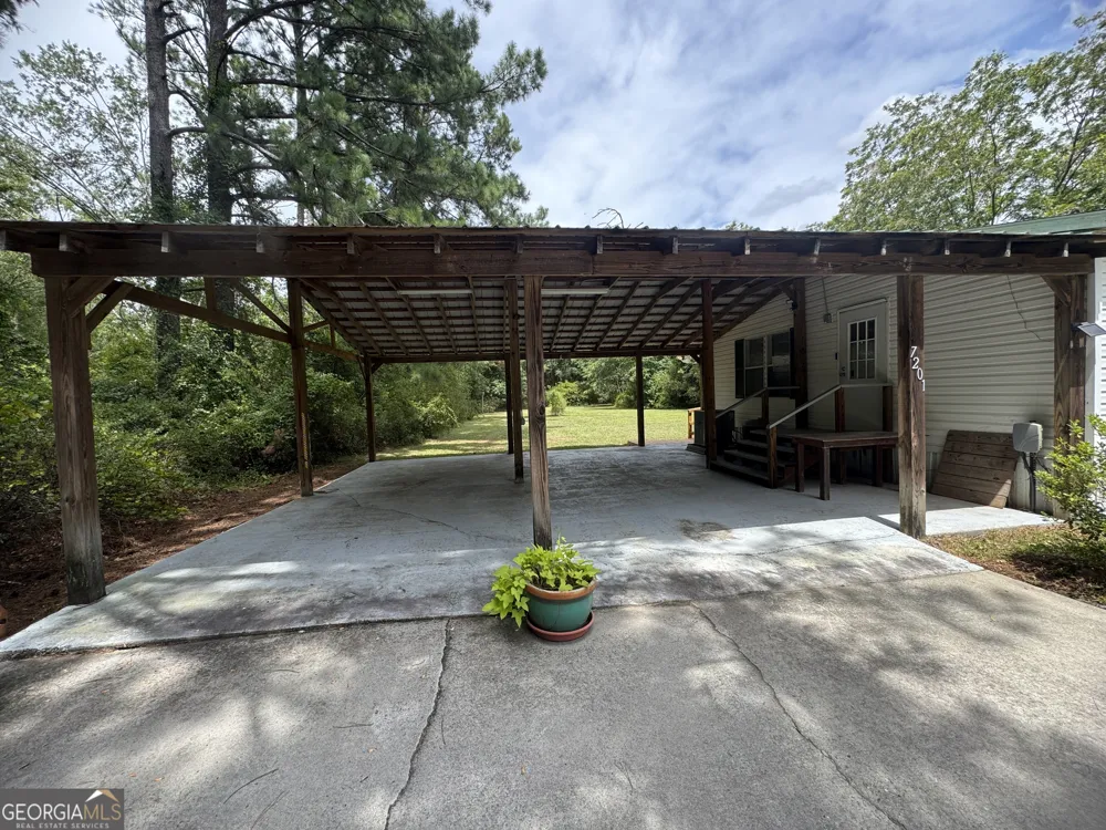 7201 Bowen RD Twin City, GA 30471