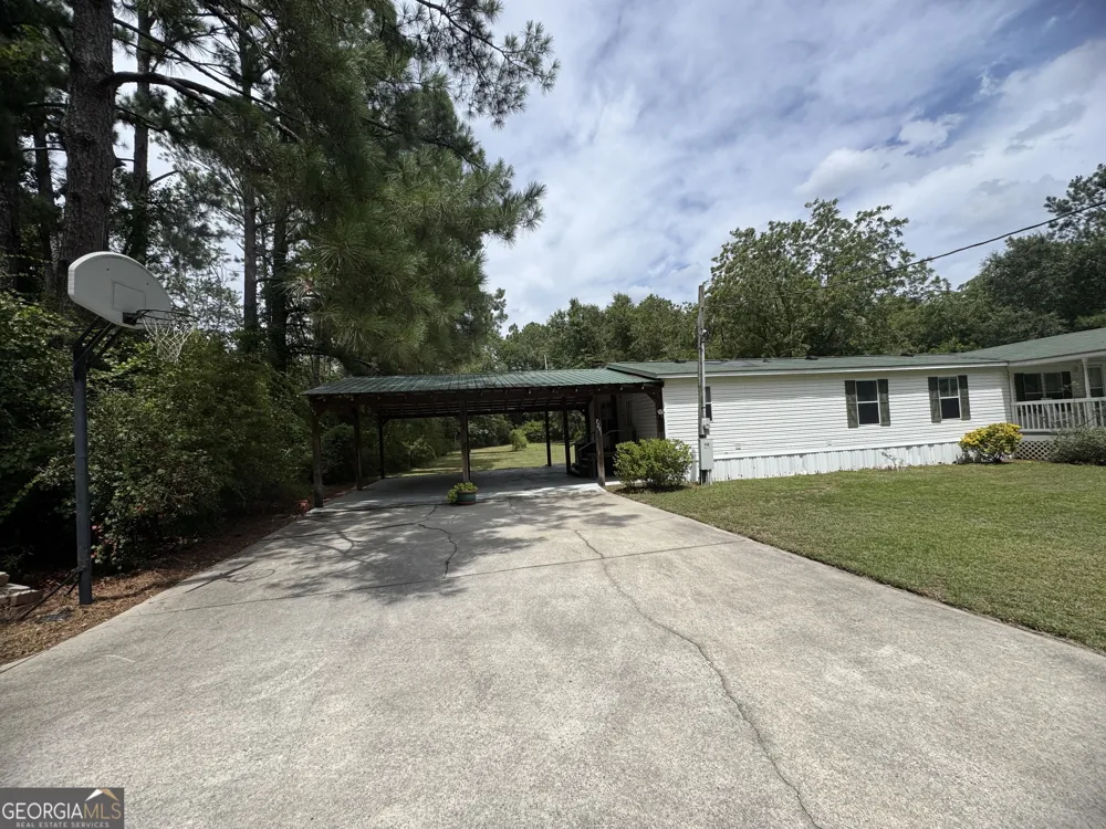 7201 Bowen RD Twin City, GA 30471