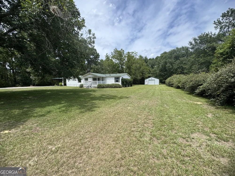 7201 Bowen RD Twin City, GA 30471