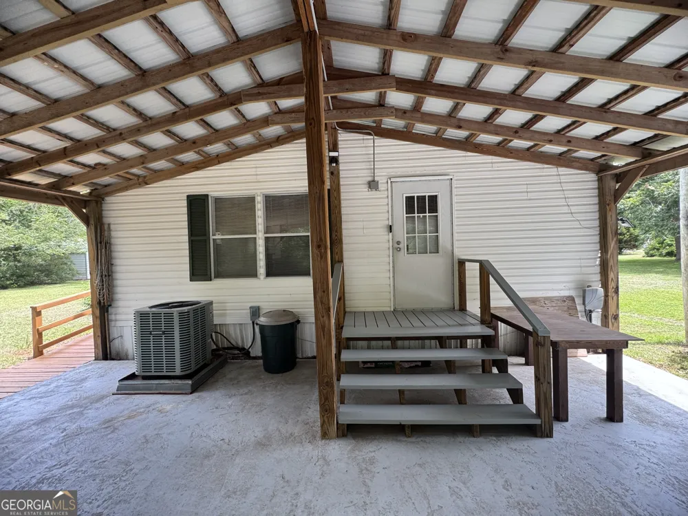 7201 Bowen RD Twin City, GA 30471