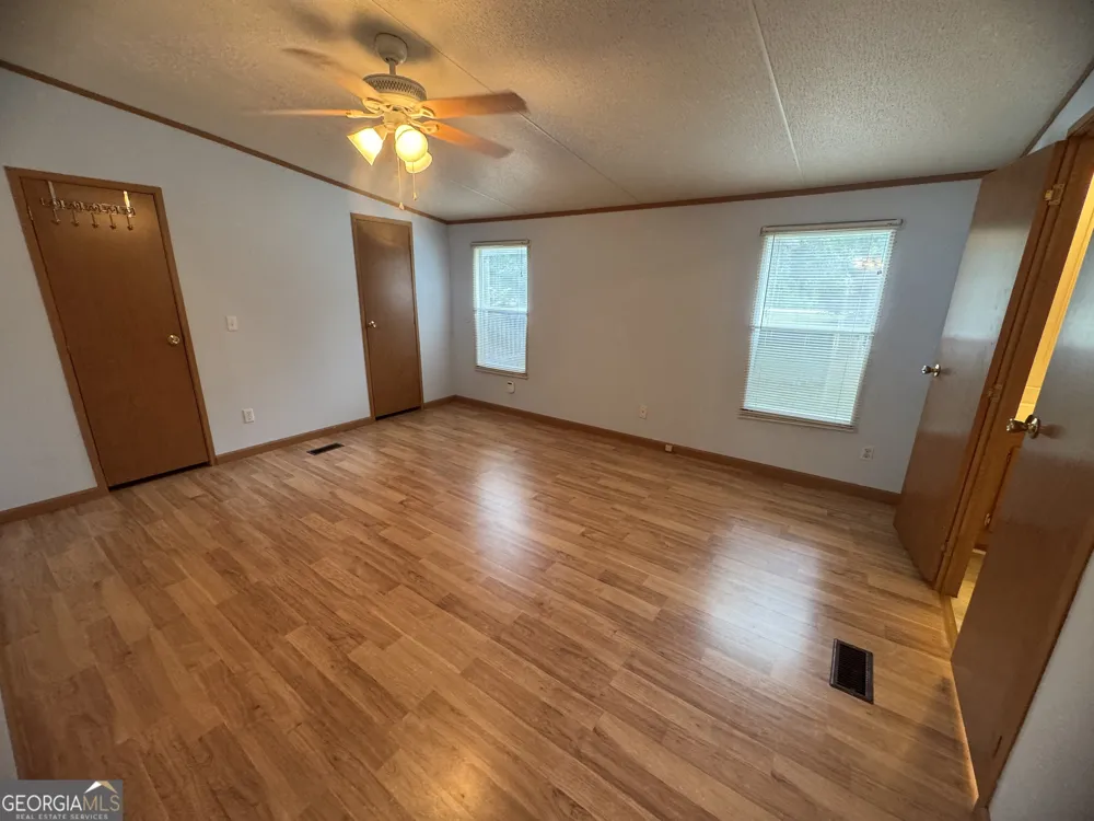 7201 Bowen RD Twin City, GA 30471