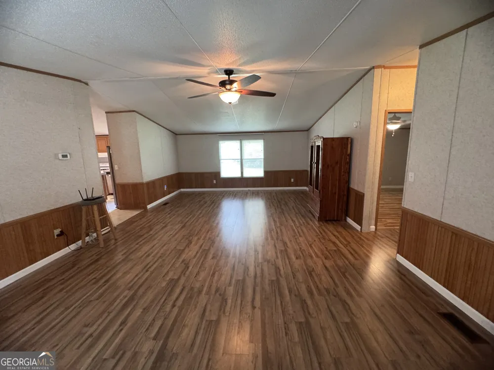 7201 Bowen RD Twin City, GA 30471