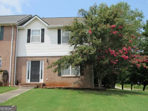 121 Westside Chase SW