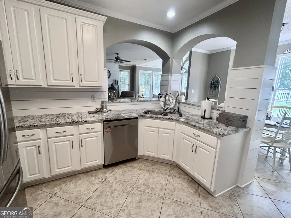 115 Leesburg Plantation DR Sharpsburg, GA 30277