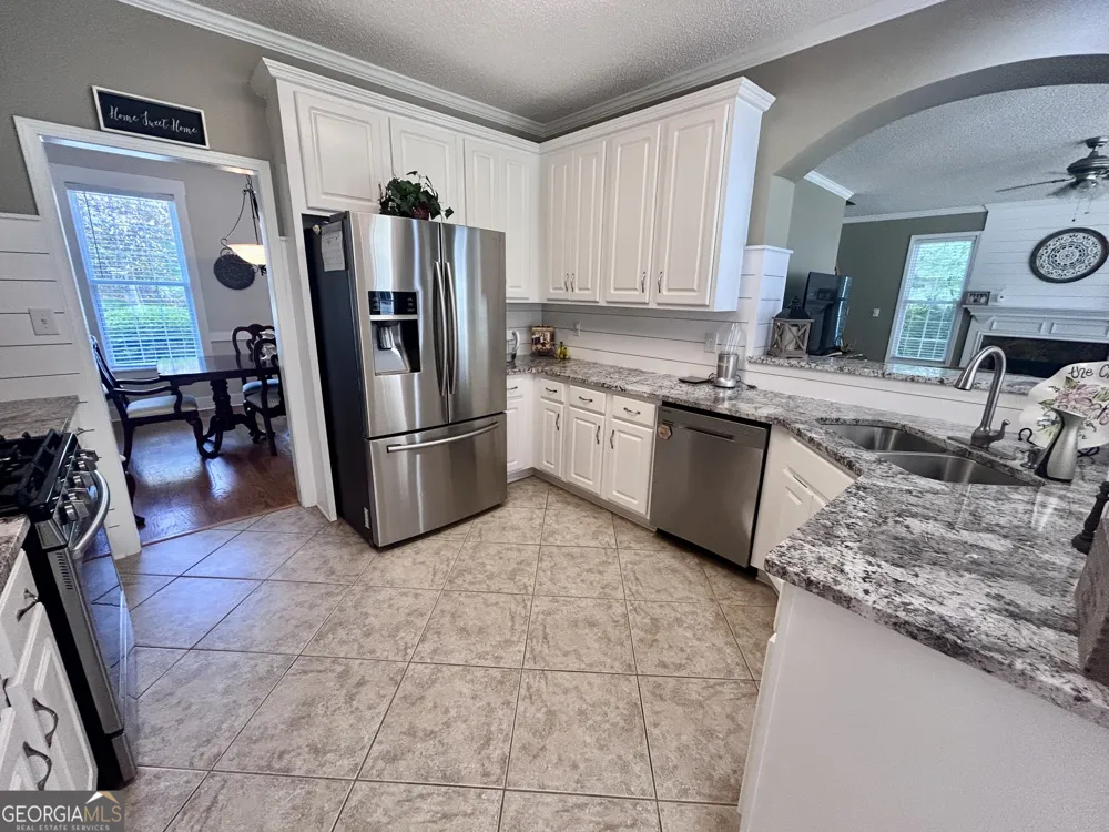 115 Leesburg Plantation DR Sharpsburg, GA 30277