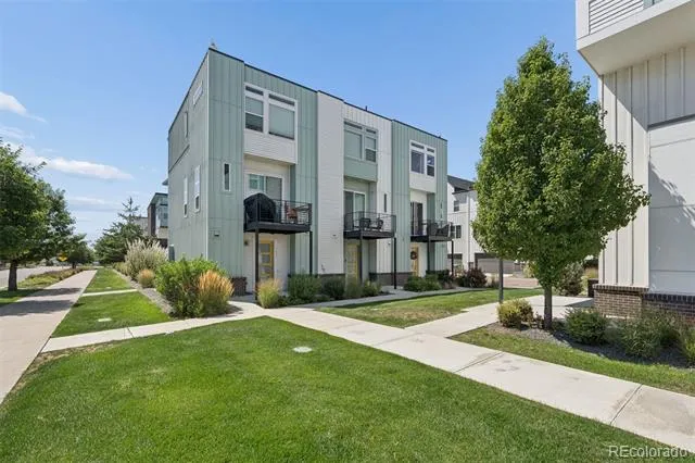 1651 W 67th Circle Denver, CO 80221