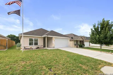 1153 Norfolk Ln