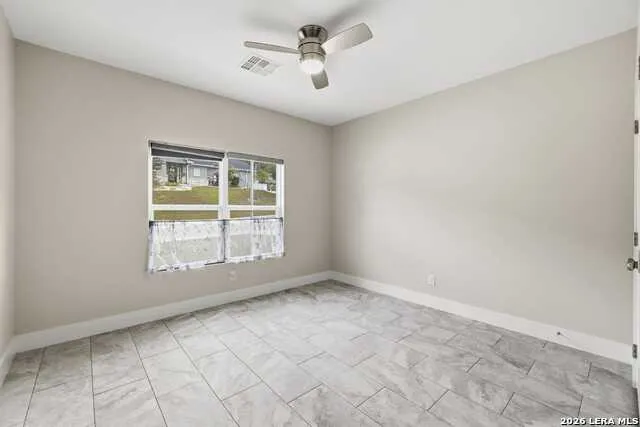 1153 Norfolk Ln Kerrville, TX 78028