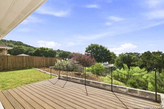 1153 Norfolk Ln Kerrville, TX 78028