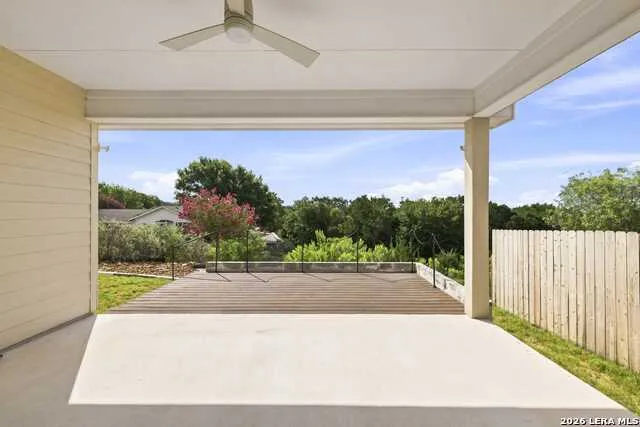 1153 Norfolk Ln Kerrville, TX 78028