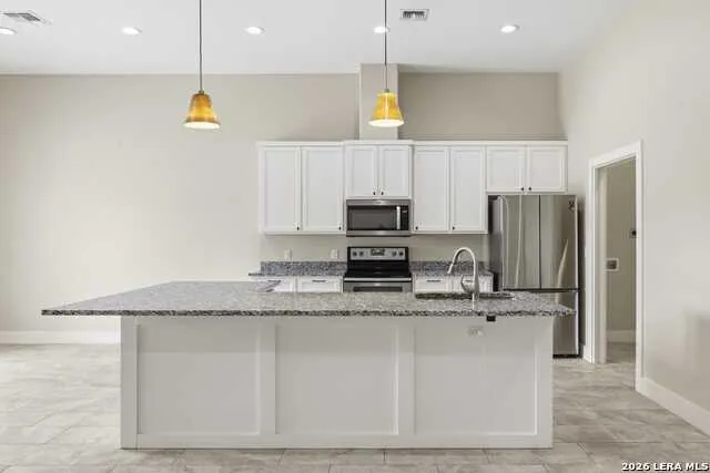1153 Norfolk Ln Kerrville, TX 78028