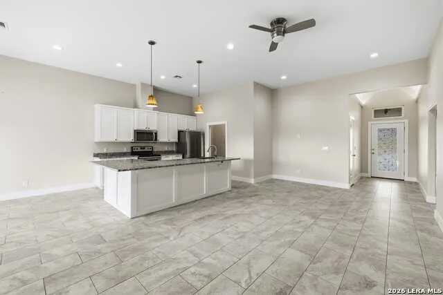 1153 Norfolk Ln Kerrville, TX 78028