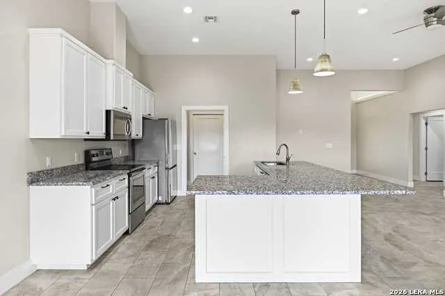 1153 Norfolk Ln Kerrville, TX 78028