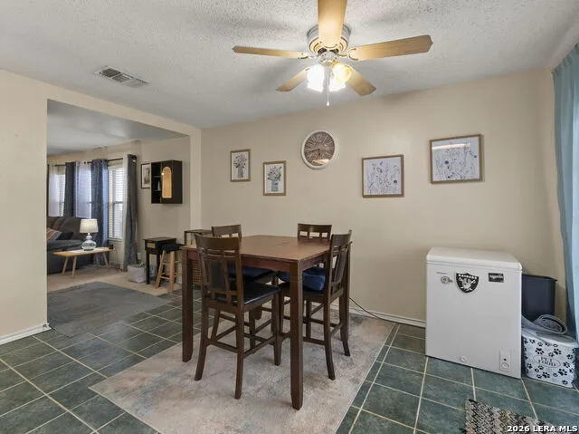 8746 Park Olympia Universal City, TX 78148