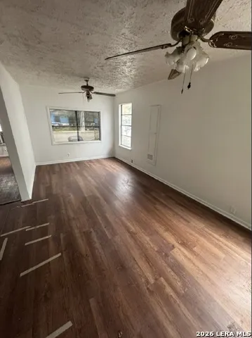 2002 AMERADA ST San Antonio, TX 78237